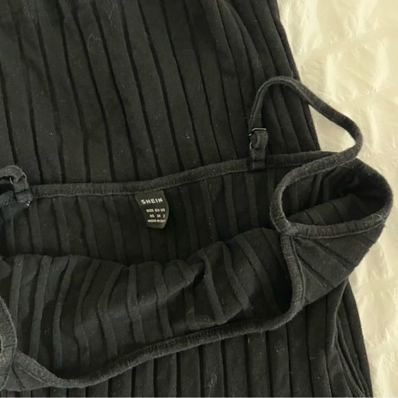 Little black dress - Picture 2 of 2